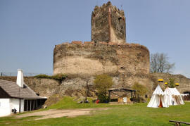 Замок Болькув (Zamek Bolkow)