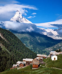 Символ Швейцарии - гора Маттерхорн (высотв 4.478 метров, по форме напоминает пирамиду)