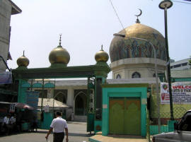 Масхид аль-Дахаб (Masjid al-Dahab), или Золотая Мечеть (Golden Mosque)