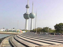 Кувейт, эти необычные башни - часть системы опреснения воды.